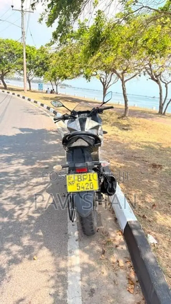 Suzuki Gixxer SF 2017