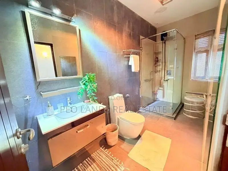 (SH1570) Spacious 6 Bedroom House for Salein Ranpath Rd Kotte