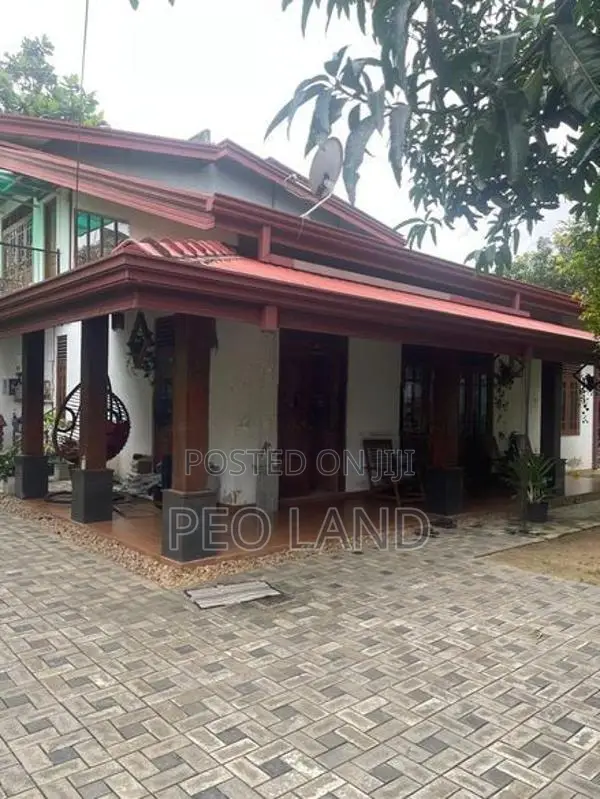 (HH334) Newly Built Luxury Two Storey House for Sale in Kelaniya