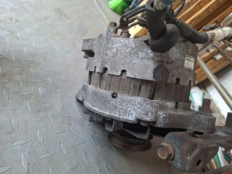 Mitsubishi Fuso Alternator A90 24V