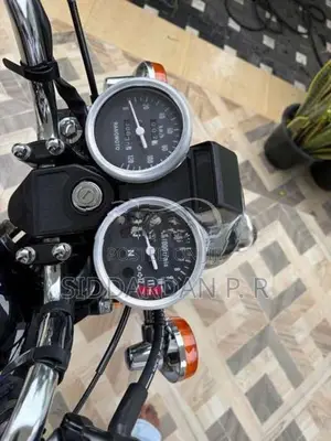 Suzuki GN 125 2025