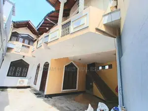 Spacious 3-Bedroom House for Rent – Dehiwala