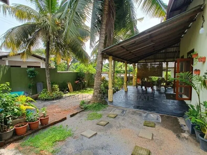 4-Bedroom House with 15 Perches of Land for Sale – Kahathuduwa