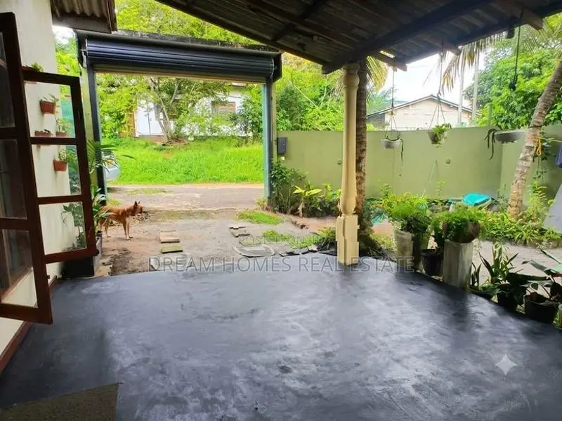 4-Bedroom House with 15 Perches of Land for Sale – Kahathuduwa
