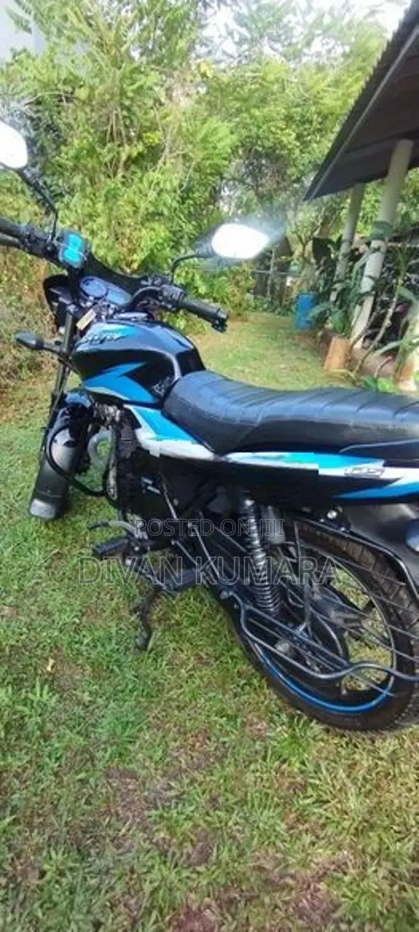 Bajaj Discover 125 2024