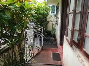 03 Bedroom Unfurnished House for Sale In Colombo 04 (A6674)