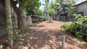 ගනේමුල්ල නගරයට ඇවිද යන දුරින් පර්.20 ක ඉඩම විකිනීමට