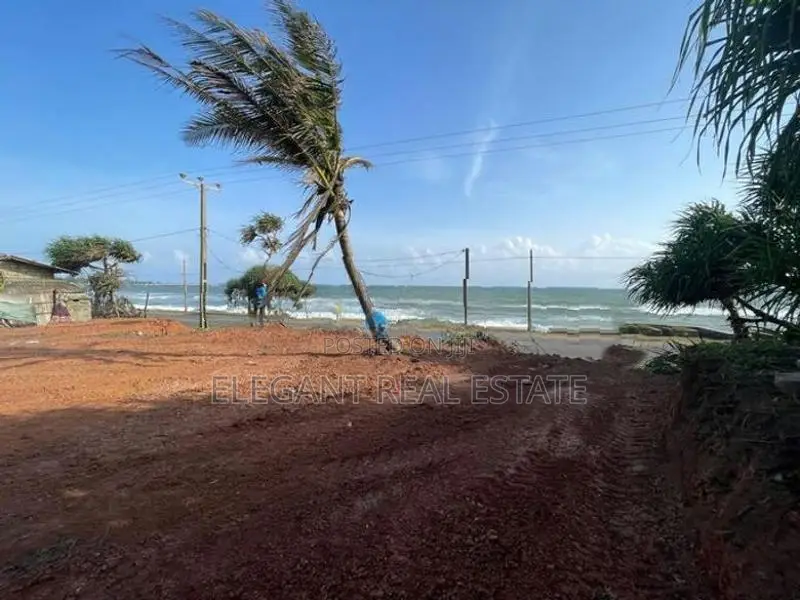 Land for Sale - 40 Perches in Matara (a6676)