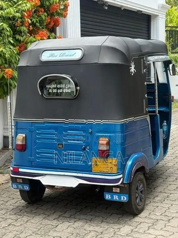 Bajaj RE 2003