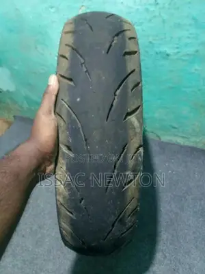 Size 130/70/17 Tire