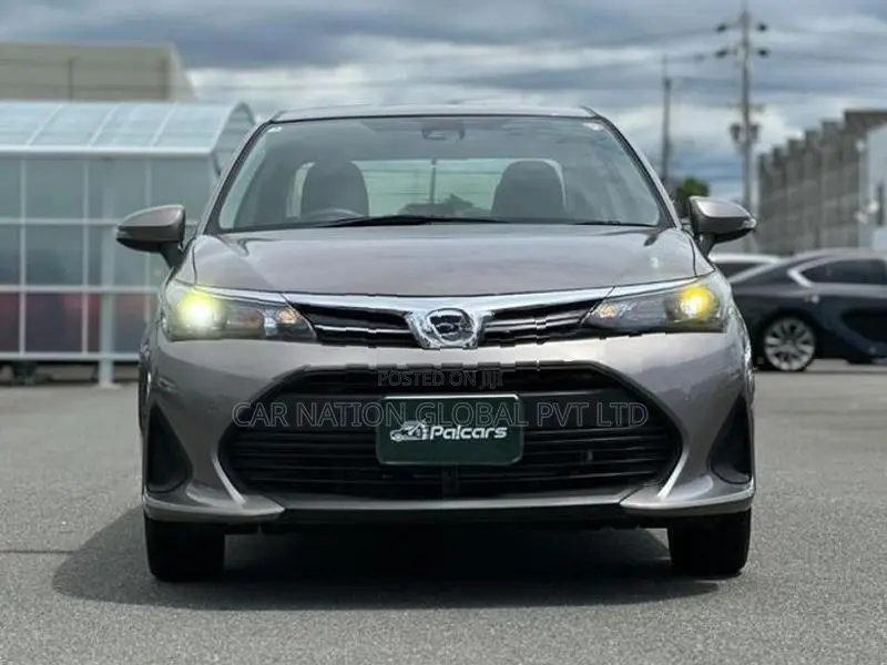 Toyota Axio Corolla EX 2025