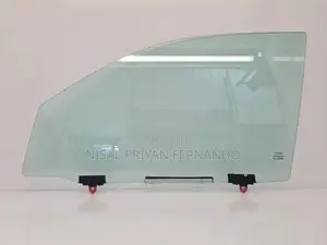Toyota Yaris Belta Front Door Glass