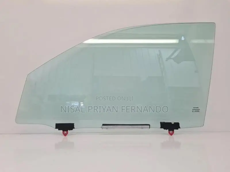 Toyota Yaris Belta Front Door Glass