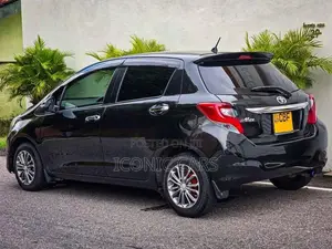 Toyota Vitz LED 2016