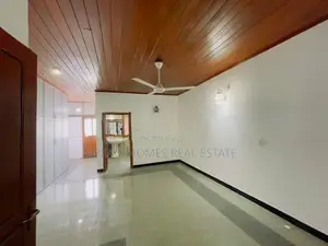 4 Bedroom Luxury House with Pool – Battaramulla