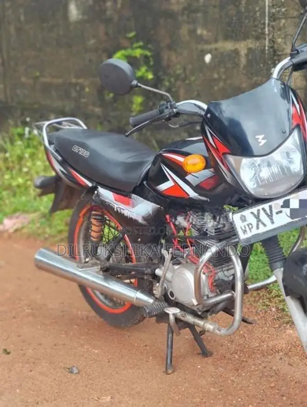 Bajaj CT100 2013