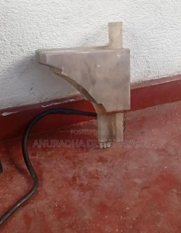 Nissan Tiida - Radiator Fan