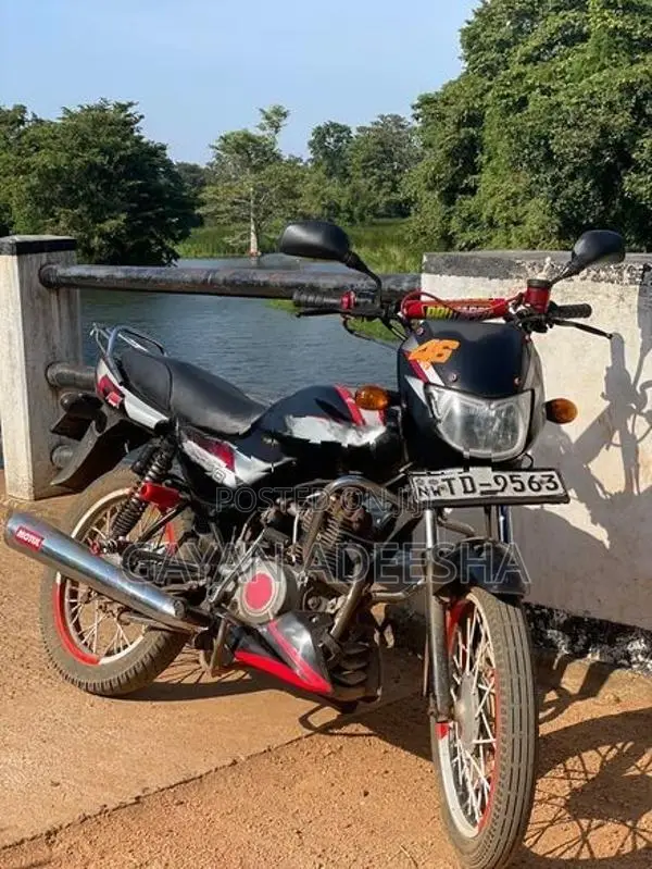 Bajaj CT100 2008