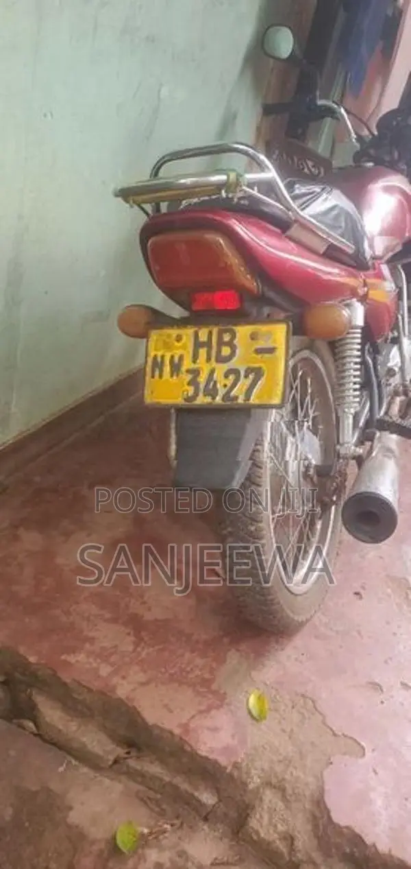 Bajaj Caliber 2003