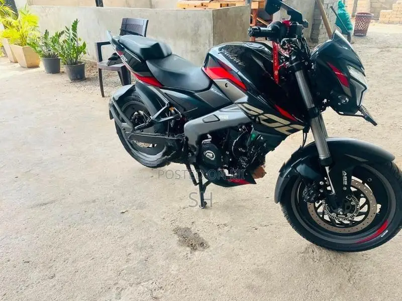 Bajaj Pulsar NS200 2026