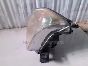 Nissan X Trail T30 Headlight RHS