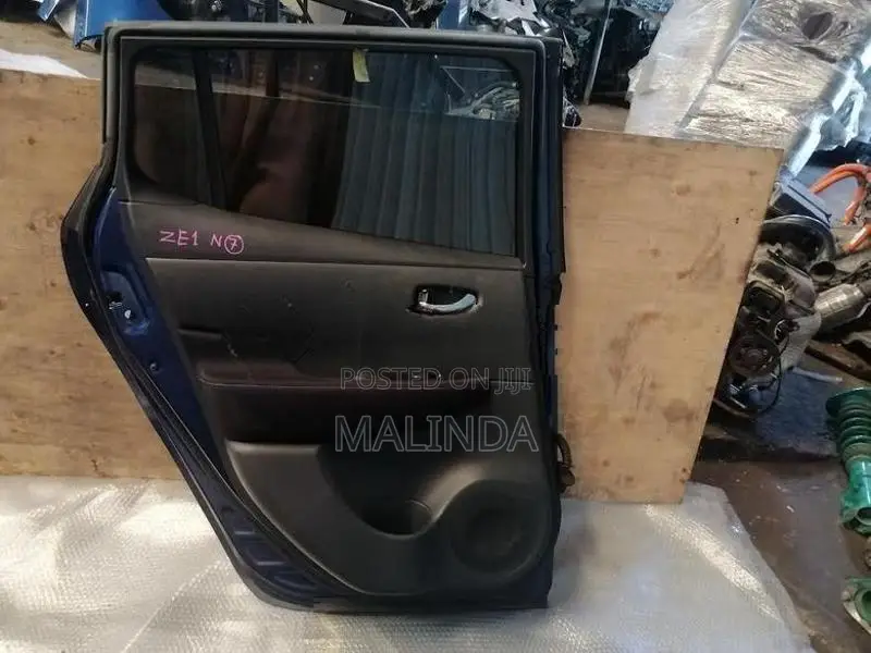 Nissan Leaf (ZE1) LH Rear Door - Reconditioned