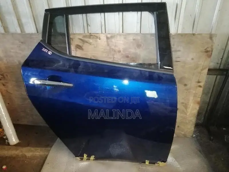 Nissan Leaf (ZE1) RH Rear Door - Reconditioned