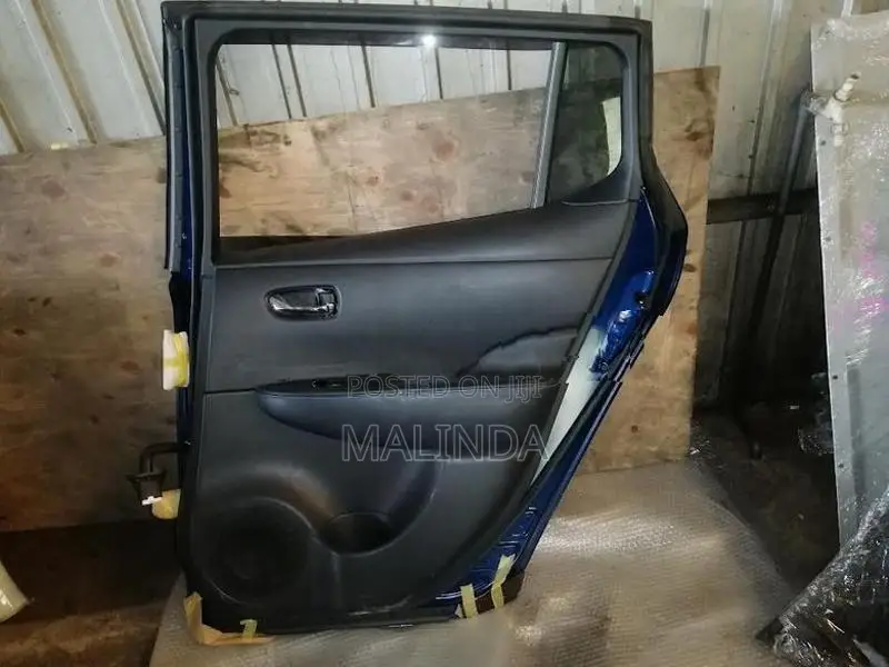 Nissan Leaf (ZE1) RH Rear Door - Reconditioned
