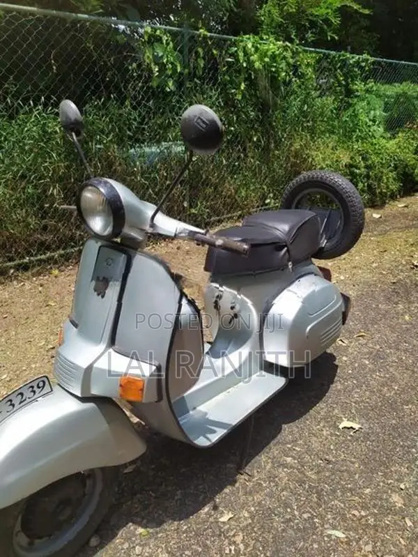 Bajaj Chetak 1989