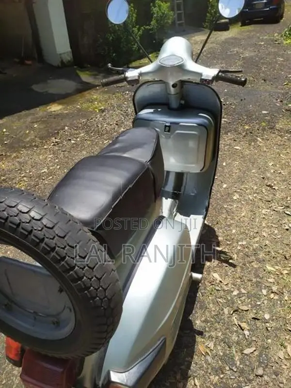 Bajaj Chetak 1989