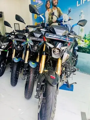 Bajaj Pulsar N160 Premium 2026