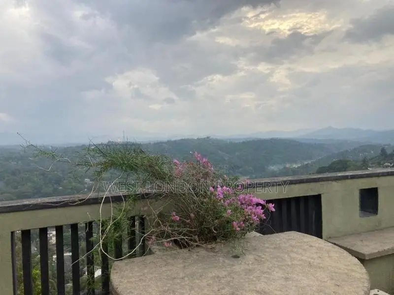 Kandy | Prime 3-Storey House Near the City for Sale