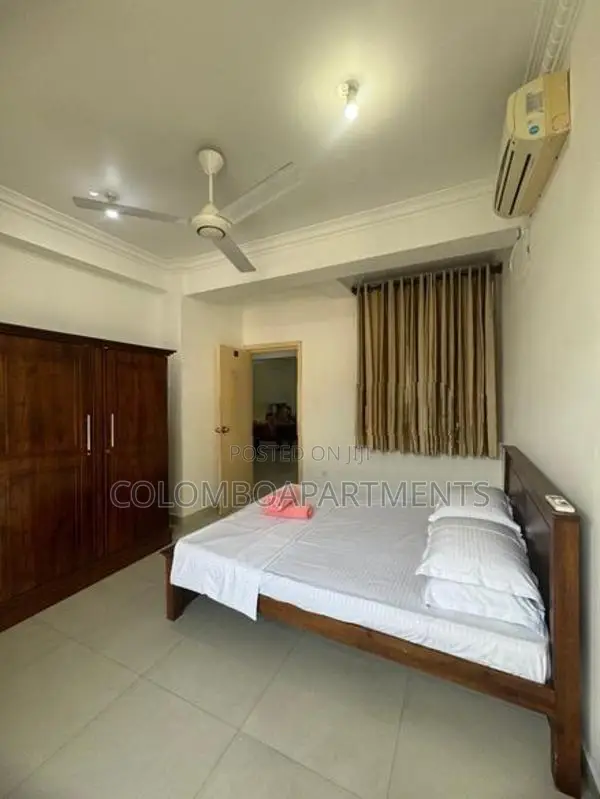 Long-Term Rental Colombo 05 3BHK Fully Furnished Apartment – CSMP10D