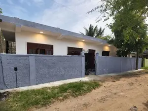 Single Storey House for Sale in Wellampitiya
