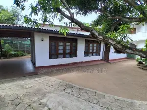 Single Story House for Sale in Kolonnawa