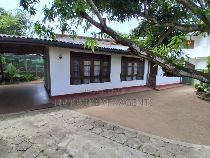 Single Story House for Sale in Kolonnawa