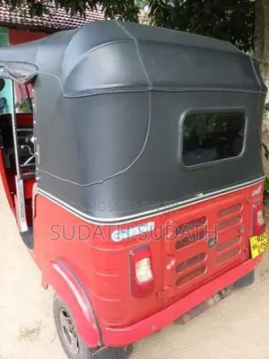 Bajaj RE 2016