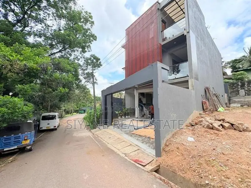Luxury New House Sale in Thalawathugoda