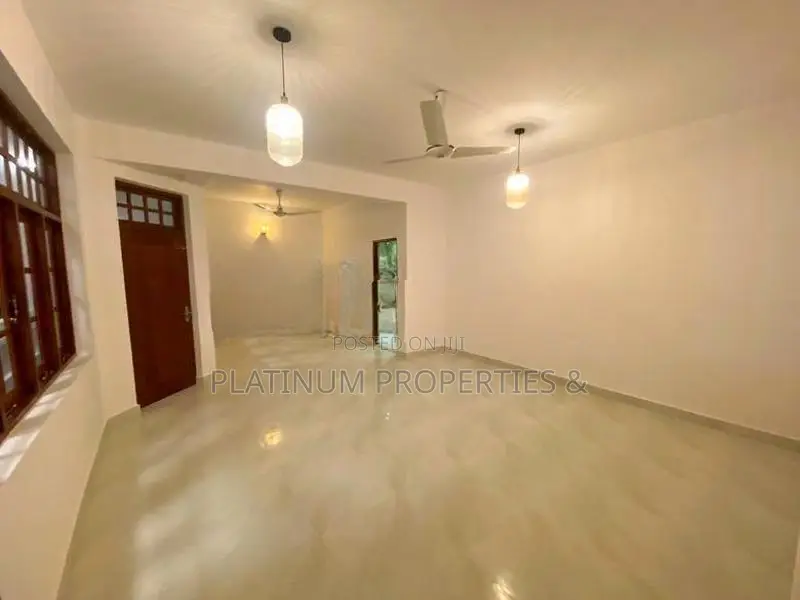 12.5 Perch 6BR Super Luxury New 2-Story House For Sale In Dehiwala