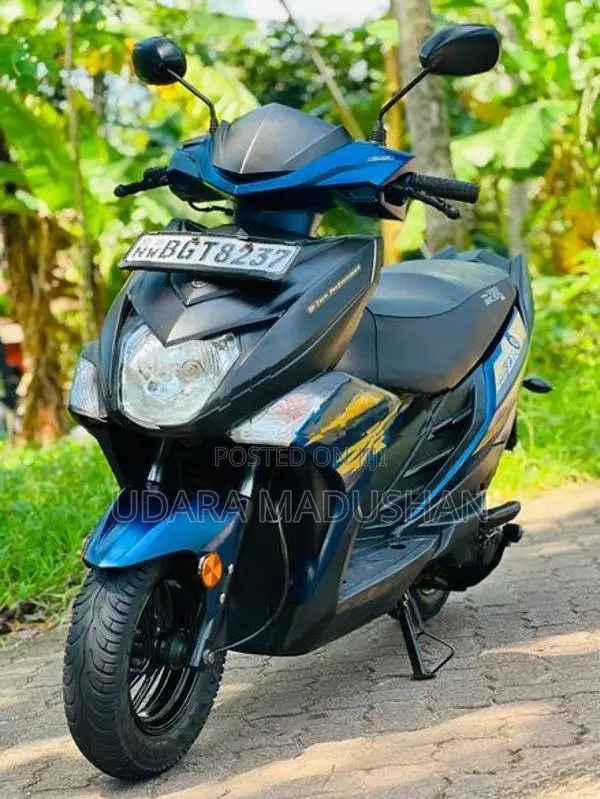 Yamaha RayZR 2018