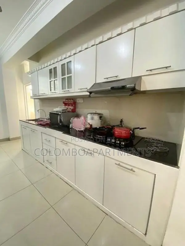 Family-Friendly 3-Bedroom Apartment for Long-Term Rental – CSMP203