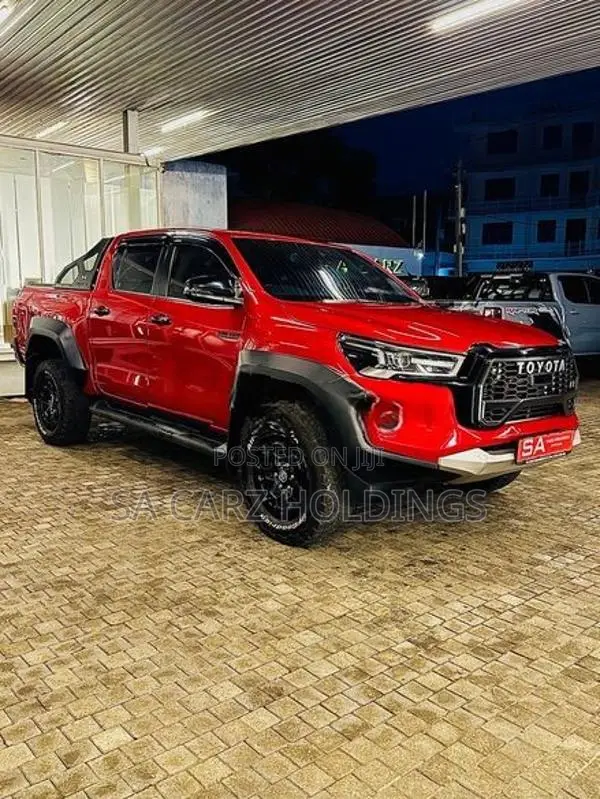 Toyota Hilux GR Sport 2025