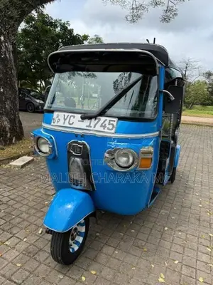 Bajaj RE Three Wheeler 2010
