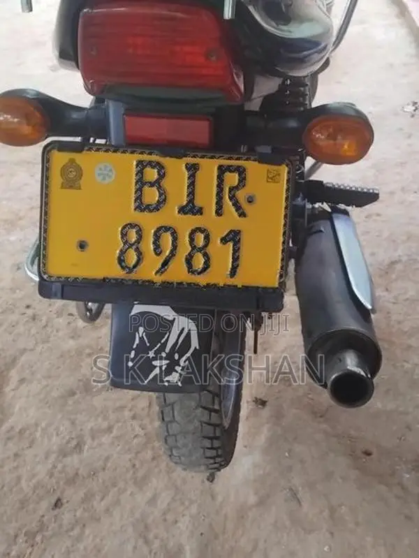 Bajaj CT100 2020