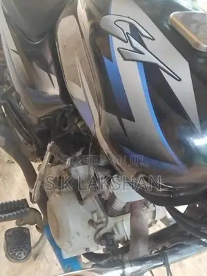 Bajaj CT100 2020