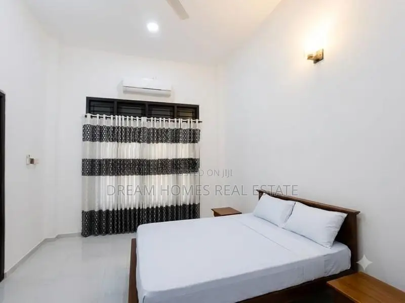 Spacious 4-Bedroom House for Sale – Boralesgamuwa