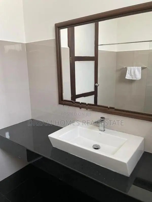 Spacious 4-Bedroom House for Sale – Boralesgamuwa