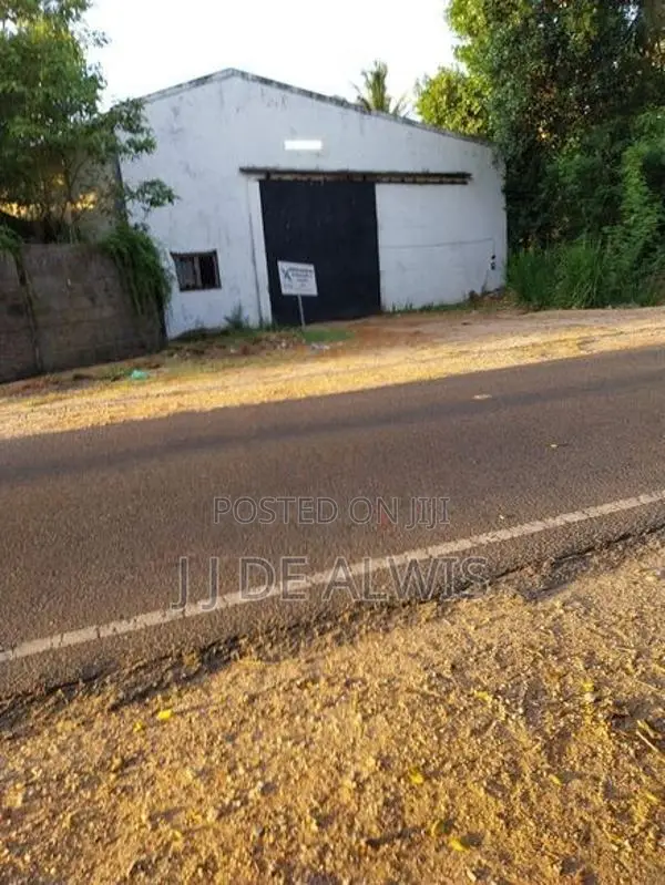 ගබඩාව කුලියට දීම - හිගුරක්ගොඩ