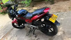 Bajaj Pulsar 180 2014