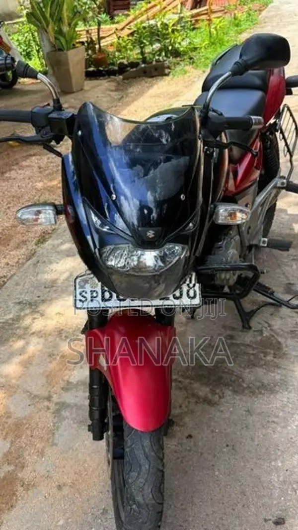 Bajaj Pulsar 180 2014